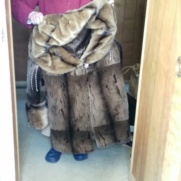 Jackets & Blazers - NWOT Fun Faux Fur Hooded Coat and warm!